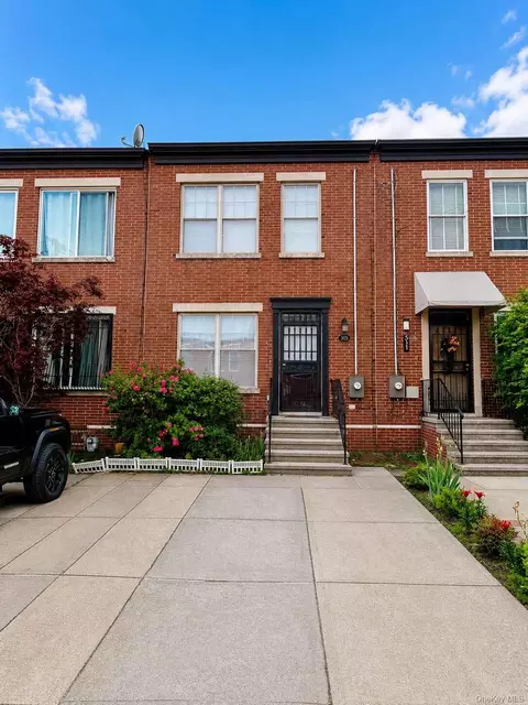 309 Beach 102nd St, New York, NY 11694