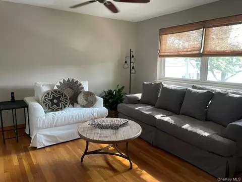 81-43 268 St #292B, New York, NY 11040