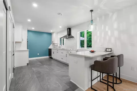 Kitchen - 212 Bay View Ave, Cornwall On Hudson, NY 12520 photo 1 of 2