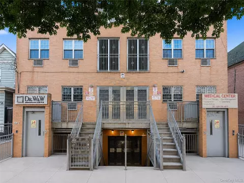 104-31 39th Ave #1A, Corona, NY 11368