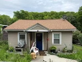 16 Willowbrook Hts, Poughkeepsie, NY 12603