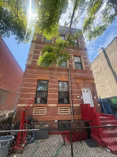 442 Linwood St, Brooklyn, NY 11208