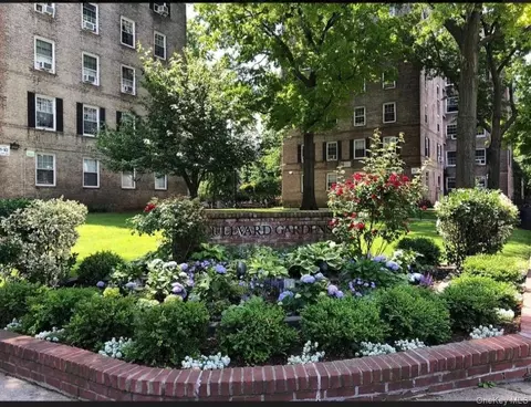 51-34 30 Ave #E2, Woodside, NY 11377