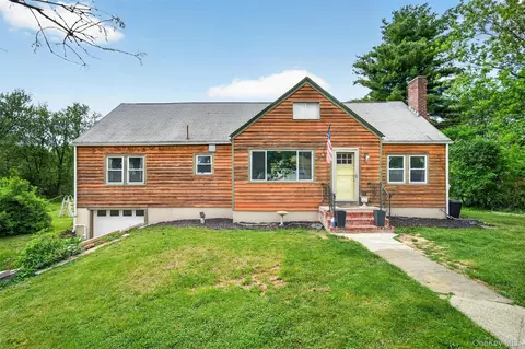 18 Mohin Park, Wawayanda, NY 10958