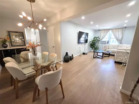 33-25 90th St #1A, Jackson Heights, NY 11372