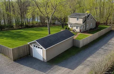 8 Randall Plz, Deerpark, NY 12771