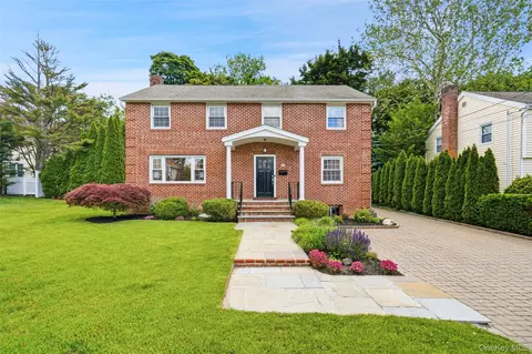 20 Lamesa Ave, Eastchester, NY 10709