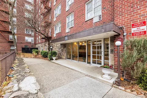101 Highland Ave #4R, Yonkers, NY 10705