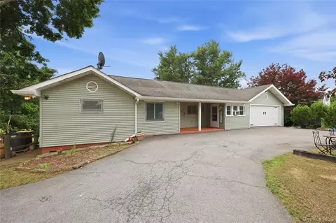 191 Liberty Corners Rd, Pine Island, NY 10969