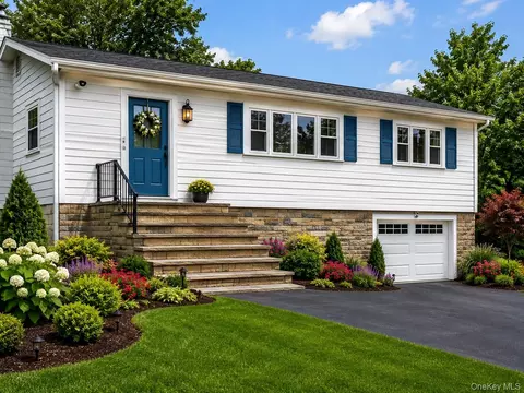 12 Houston Ave, Monroe, NY 10950