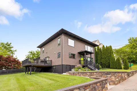 12 Schenck Ave, Beacon, NY 12508