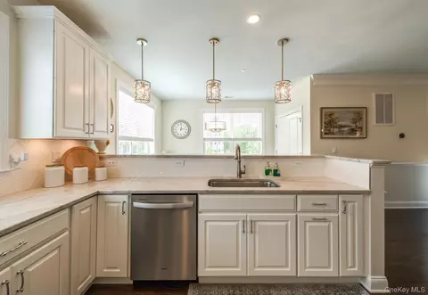 Kitchen - 835 Regency Dr, Fishkill, NY 12524 photo 5 of 8