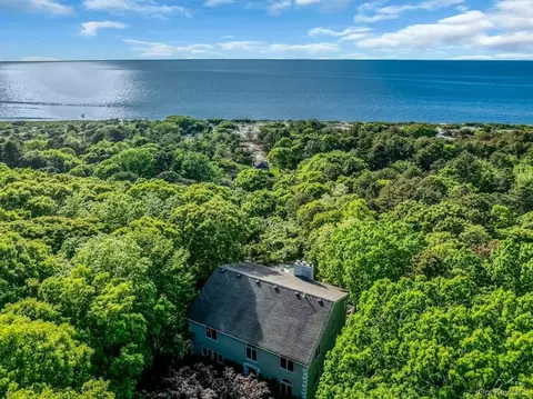 3645 Soundview Ave, Peconic, NY 11958