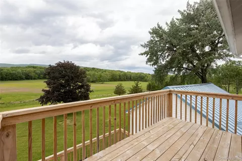 Exterior - 4 Low Rd, Shawangunk, NY 12589 photo 5 of 11