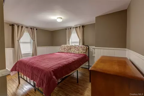 Bedroom - 4 Low Rd, Shawangunk, NY 12589 photo 2 of 4