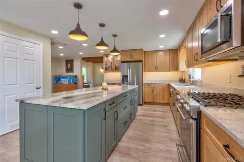 Kitchen - 4 Low Rd, Shawangunk, NY 12589 photo 2 of 4