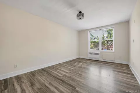Living - 150-15 79 Ave #1A, Flushing, NY 11367 photo 4 of 4