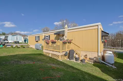 301 3rd Ave, Middletown, NY 10941 photo 28