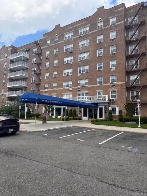 8611 151st Ave #2N, Howard Beach, NY 11414