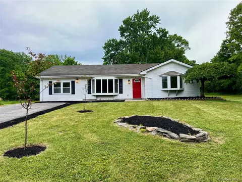 1037 Ridgebury Rd, Wawayanda, NY 10958