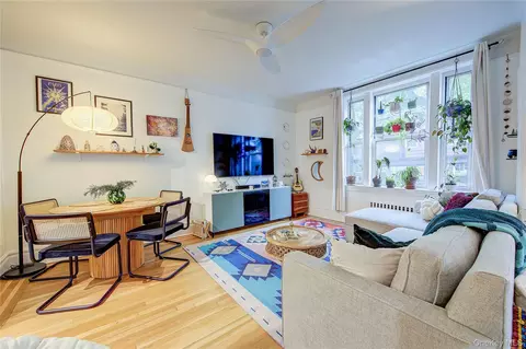 35-15 78th St #1, Jackson Heights, NY 11372