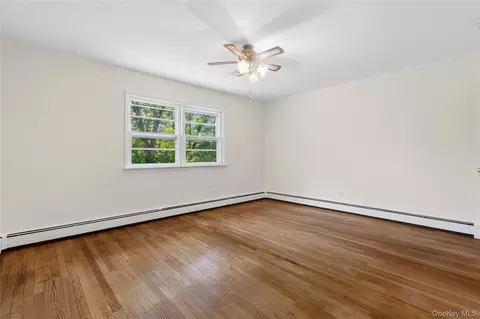 Bedroom - 110 Morningside Dr, Ossining, NY 10562 photo 2 of 5