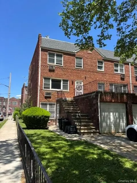 819 Midwood St, Brooklyn, NY 11203