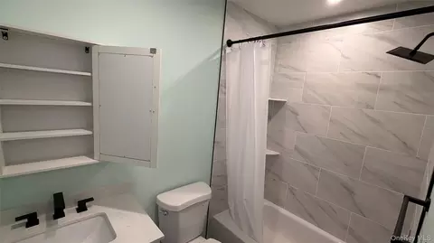 Bath - 40 Fulton Ave, Mastic, NY 11950 photo 3 of 4