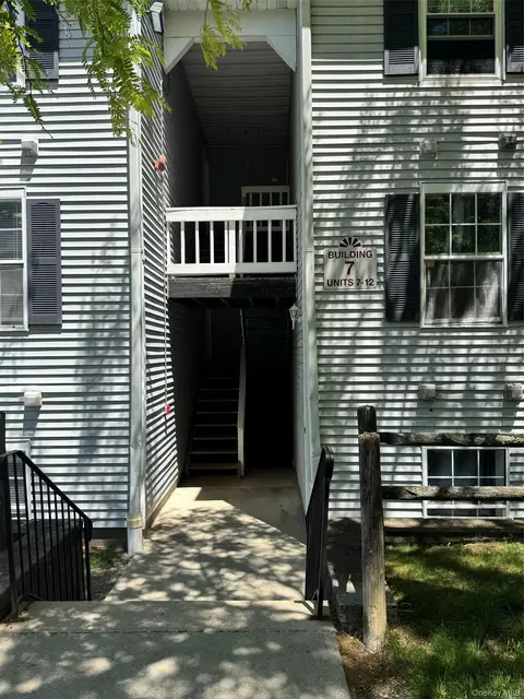 7 Lexington Hl #12, Monroe, NY 10926