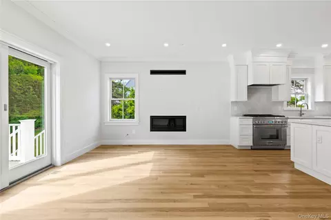 Living - 86 B Maple Ave, Rye, NY 10580 photo 3 of 5