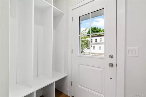 Entry Way - 86 B Maple Ave, Rye, NY 10580 photo 4 of 4