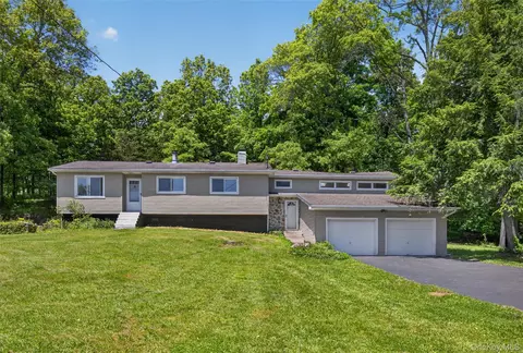 85 Toleman Rd, Washingtonville, NY 10992