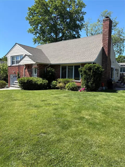 3 Carolyn Pl, Bronxville, NY 10708