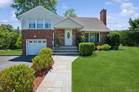 3 Carolyn Pl, Bronxville, NY 10708
