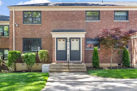 73-23 220th St #2, Oakland Gardens, NY 11364