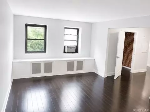 83-83 118th St #6A, New York, NY 11415