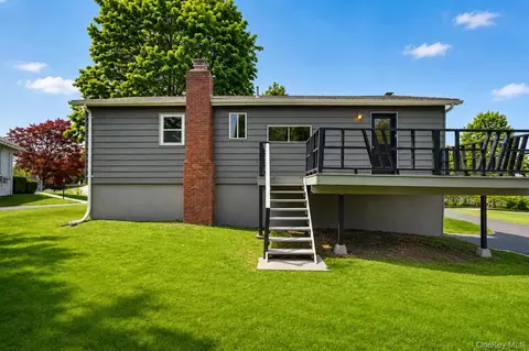 Exterior - 4 Maple Ln, Monroe, NY 10950 photo 4 of 5