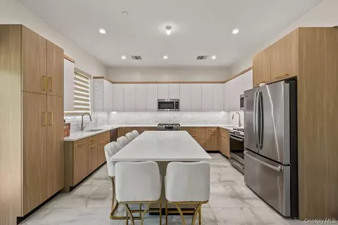 Kitchen - 4103 Corner St, Ramapo, NY 10977 photo 1 of 1
