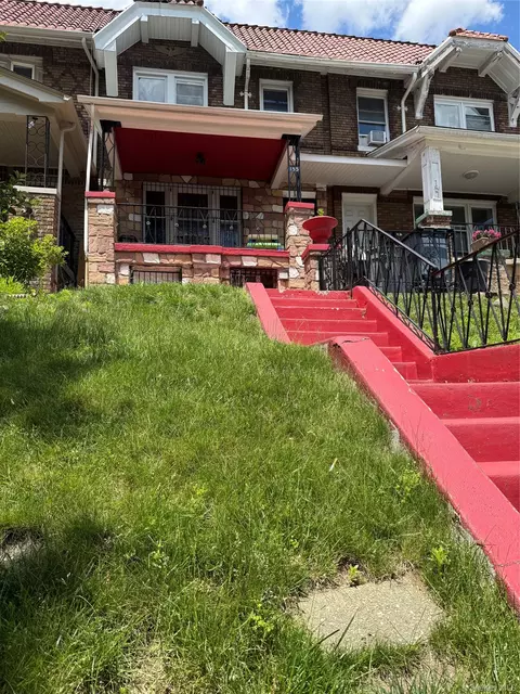 155 Sunnyside Ave, Brooklyn, NY 11207