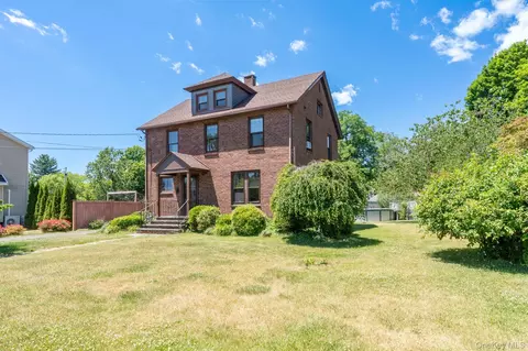 165 Clifton Ave, Kingston, NY 12401
