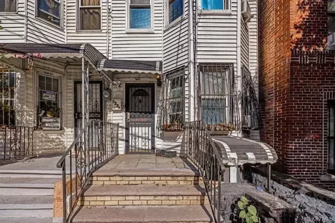 1224 Shakespeare Ave, New York, NY 10452