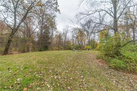 Exterior - 181 David Dr, Poughkeepsie, NY 12601 photo 6 of 11