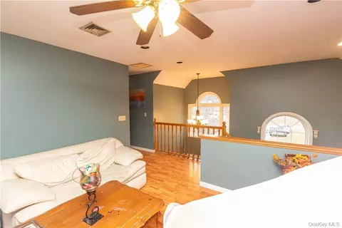 Entry Way - 181 David Dr, Poughkeepsie, NY 12601 photo 7 of 7