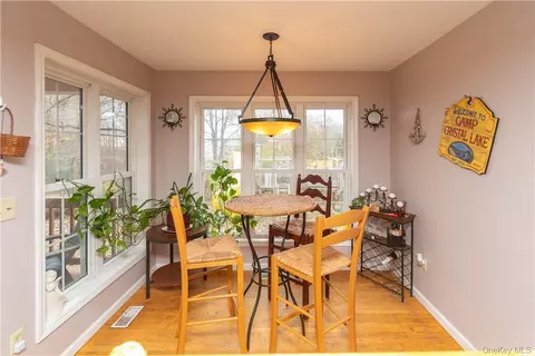 Dining - 181 David Dr, Poughkeepsie, NY 12601 photo 2 of 2