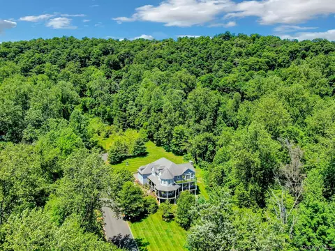 11 Badi Dr, Clarkstown, NY 10960