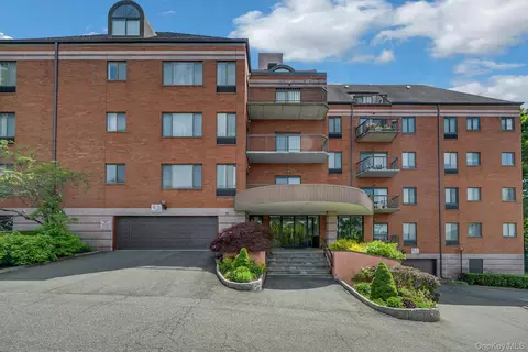 24 Ray Pl #1-4, Scarsdale, NY 10583