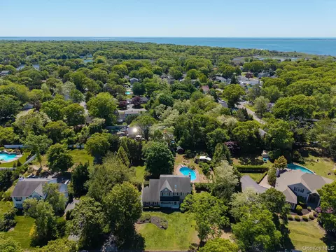 View/Area - 25 Esplanade Dr, Patchogue, NY 11772 photo 3 of 4