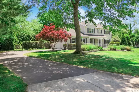 Exterior - 25 Esplanade Dr, Patchogue, NY 11772 photo 13 of 15