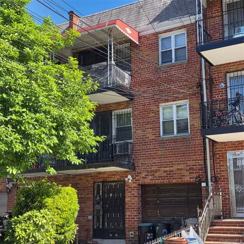 7442 43rd Ave, Elmhurst, NY 11373