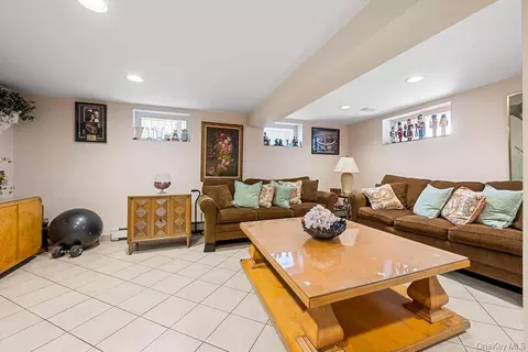 Other - 4 Point Cres, New York, NY 11357 photo 1 of 2